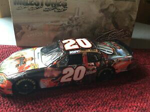 �y���������z�A�N�V�����F�g�j�[�E�X�`�����[�g�̃}�C���X�g�[��Action 1:24 Tony Stewart Milestones 2005