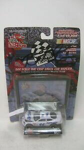 yzHȃubgEMTCvXpXF_CJXgŌ`ꂽVRare Nascar LE Press Pass Brett Bodine Autographed Chevy 1:64 Diecast NEW dc1401