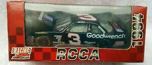 �y���������z���[�V���O�N�W�i���f�C���E�A�[���n�[�g�́F�X�P�[��Racing Collectibles RCCA 1994 #3 DALE EARNHARDT Chevy LUMINA 1:64 Scale