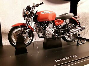 yzhDJeB̃OAe}ԂI[goCFDucati gt 1000 red motorcycle 1:12 autoart 12546