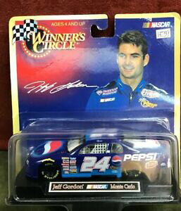 �y���������z�W�F�t�S�[�h���̏��҃T�[�N���K�͂�Jeff Gordon Winners Circle-SCALE 1/64-HT-59