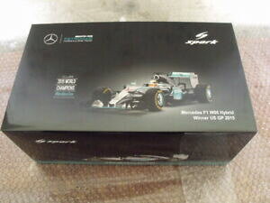 �y���������z�X�p�[�N�����Z�f�X���Y�x���O1/18 Spark 2015 Mercedes W06 Rosberg