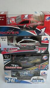 yẑ̃fvO̎ԂݒNASCAR 1/64 PROGRAM CARS SET OF 4 MODELS