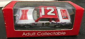 �y���������z�A�N�V�����F�j�[���E�{���l�b�g�o�h���C�U�[�����e�J����Action 1:64 Neil Bonnett #12 1984 Budweiser Monte Carlo Notchback Nascar M1