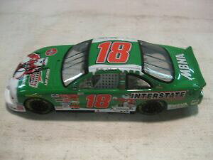 �y���������z�̃{�r�[�E���{���e�O�����v���_�C�J�X�g�Ō`����ꂽNascar Bobby Labonte Autografato 18 Interstate Grand Prix 124 Scala Diecast 2002