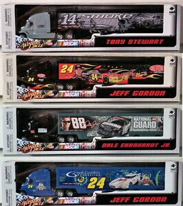 �y���������z�̏��҂̓��[�V���O���f���ԃX�P�[���F��I�����܂��BNascar Winners circletrucks Racing Models/Cars - Scale 1:64 - Select