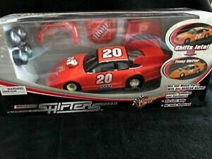 yz҂̉~gj[X`[guVt^[vV[ŶWinner's Circle Tony Stewart #20 Funny Shifter Four in the series