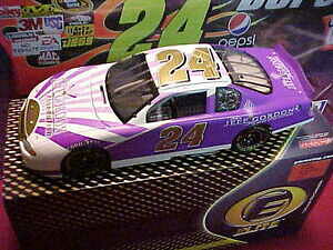 yzuh̐VWFtS[h̍cG[gANVԂ́BRAND NEW 2001 JEFF GORDON #24 FOUNDATION 1/24 ELITE ACTION CAR #517 OF 3996