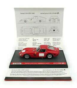 yzfJ[̃XP[FtF[_CJXgŌ`ꂽÓIModel Car Scale 1:43 Brumm Ferrari 250 Gto Diecast Modellcar Static