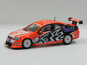 yzFz[fRh[ij1:43 Holden VE Commodore - HRT (M.Skaife) 2007 #2 Carlectables 1002-3