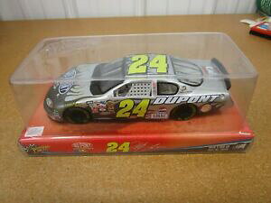 yzFWFtES[hV{[eJwhbNXANV̏҂̉~1:24 Jeff Gordon #24 2004 Chevy Monte Carlo Hendricks 20th Action Winners Circle