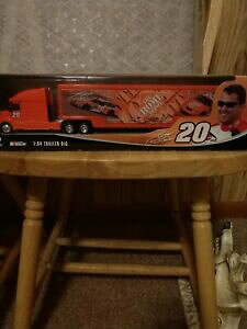 yz܎҂̉~gj[X`[gFz[Ef|̃gN^[g[[Winners Circle NASCAR Tony Stewart #20 1:64 Home Depot Tractor Trailer Rig