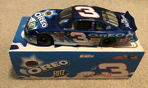 �y���������z���f�C���E�A�[���n�[�g�W���j�A���b�c�A�N�V����#3 DALE EARNHARDT JR OREO RITZ 2002 ACTION 1/24
