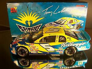 �y���������z�e���[���{���e��������t���[�N���[�T�[�V�{���[��Terry Labonte #5 Kellogg's Frosted Flakes Nascar Racers 1999 Chevrolet RCCA 3500