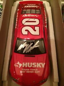 yz}bgnXL[c[MATT KENSETH SIGNED 2013 1/24 HUSKY TOOLS CAR