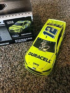 �y���������z���C�A�����_�[�����g���^�C���X���b�v�����FSIGNED 2018 Ryan Blaney #12 Duracell/Menards Darlington Throwback 1:24 NASCAR