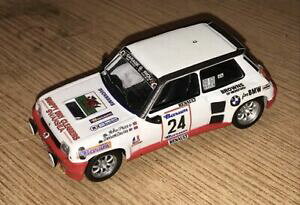 yz1/43IXOm[5^[{2WiA1982NBarum񕜃R[h3ŁA251/43 IXO Renault 5 Turbo 2 John Price 1982 Barum Rally Code 3 Limited Edition