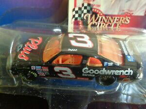 �y���������z�f�C���E�A�[���n�[�g���v���X�V�{���[�����e�J������܎҂̉~DALE EARNHARDT # 3 GOODWRENCH PLUS CHEVY MONTE CARLO 1997 WINNERS CIRCLE 1/64