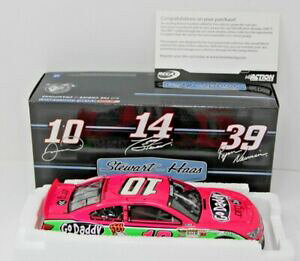 yz_jJpgbNsNFANVDANICA PATRICK 2013 #10 GODADDY PINK 1:24 Rare 1/1488 ACTION