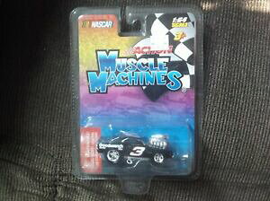 �y���������z�f�C���E�A�[���n�[�g�̋ؓ��}�V���ʃX�P�[��2004 DALE EARNHARDT SR 3 GOODWRENCH MUSCLE MACHINES 1 64TH SCALE