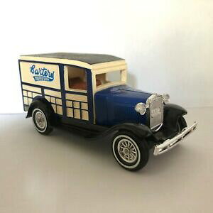 yzC018ԁA_1930N̗X֏Wzl1/43K͂nBC018 car ford mod 1930 postmen 1/43 scale
