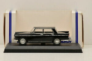 yzzr[ E͌^ԁEoCN [VOJ[ vW[Z_}PeB[fB{bNXpeugeot 404 sedan maquetisee duvi 143 condition in box