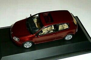 yzzr[ E͌^ԁEoCN [VOJ[ V[RtHNX[QSthA{bNXcar 143 schuco 821930110 volkswagen golf v 2 doors 2003 met red box