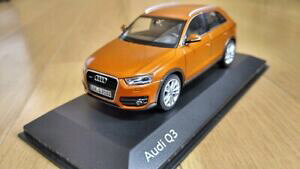 �y���������z�z�r�[ �E�͌^�ԁE�o�C�N ���[�V���O�J�[ �A�E�f�B�J�X�^���I���W�i���T���A�I�����W�v�����gaudi custom original q3 samoa orange 143 print