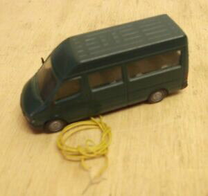yzzr[ E͌^ԁEoCN [VOJ[ tgO[wpZfXXv^[herpa mb mercedes sprinter for passenger transport green with front lighting