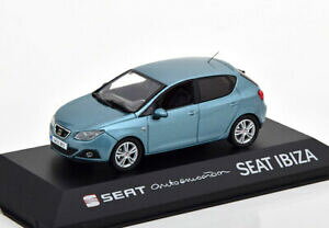 yzzr[ E͌^ԁEoCN [VOJ[ V[gCrThA^[RCY^bN143 fishing seat ibiza 5 door 20122015 turquoisemetallic