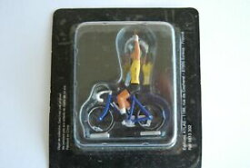 【送料無料】ホビー ・模型車・バイク レーシングカー ベロツールドフランスレーシングサイクリストイエロージャージメタルボックスvelo atlas tour de france racing cyclist yellow jersey metal box 2003