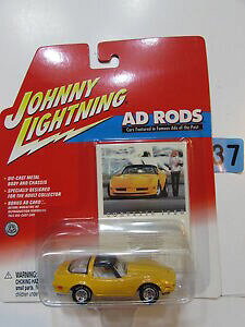 yzzr[ E͌^ԁEoCN [VOJ[ Wj[CgjOAvoXVFr[RxbguCgjOjohnny lightning apres jc barres 1980 chevy corvette blanc lightning