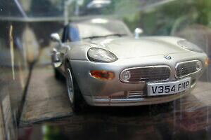 yzzr[ E͌^ԁEoCN [VOJ[ WF[Y{h{bNXf007 james bond car bmw z8 world is not enough 143 boxed car model
