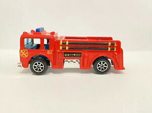 yzzr[ E͌^ԁEoCN [VOJ[ zbgzC[re[WbhO}[VAhot wheels fire engine 1976 vintage red 164 75 mm long malaysia 147