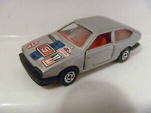 yzzr[ E͌^ԁEoCN [VOJ[ Be[WMX@XyCAt@IVINgvbV[WF[Y{hvintage guisval spain alfa romeo gtv6 1983 sim octopussy james b