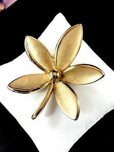 yzzr[ E͌^ԁEoCN [VOJ[ vVI\Be[WNEgt@gmhhAJoht[ubVznprecioso vintage 597ms crown trifari tono dorado acabado f