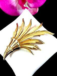 yzzr[ E͌^ԁEoCN [VOJ[ vVI\NEgmhhfgDAJohp}tu[`znprecioso 597ms crown trifari tono dorado textura acabado palma frong broche hoj