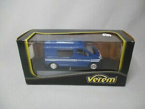 yzzr[ E͌^ԁEoCN [VOJ[ m[gtBbNg{C[^bgao407 verem 143 renault trafic gendarmerie ref v289 tres bon etat