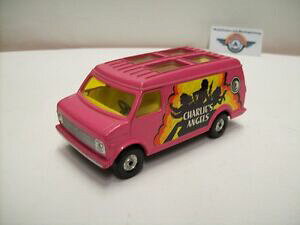 yzzr[ E͌^ԁEoCN [VOJ[ V{[@`[[YGWFYsNR[M[CMXchevrolet van charlies angels, pink, 1977, corgi gt britain 136