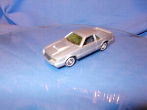 yzzr[ E͌^ԁEoCN [VOJ[ mtWFbgJ[tH[h}X^Onorev 143 jet car ford mustang silver