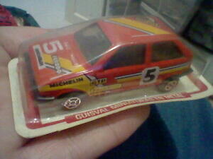 �y���������z�z�r�[ �E�͌^�ԁE�o�C�N ���[�V���O�J�[ �V�[�g�C�r�T�t�F���h�����[�M�X�o���X�y�C��seat ibiza red ferodo rally guisval in never opened blister spain 7 cms approx