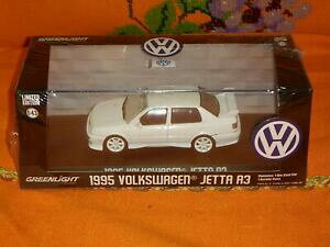 yzzr[ E͌^ԁEoCN [VOJ[ O[CgtHNX[QWFb^zCgj[ 143 greenlight 1995 volkswagen jetta a3 white mib