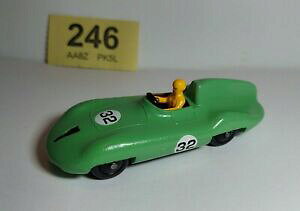 yzzr[ E͌^ԁEoCN [VOJ[ fBL[gCYRm[g[VOJ[dinky toys 236 connaught racing car