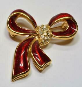 yzzr[ E͌^ԁEoCN [VOJ[ lS[hg[GiNACXg[u[`signed monet gold tone red enamel clear rhinestones bow shaped brooch