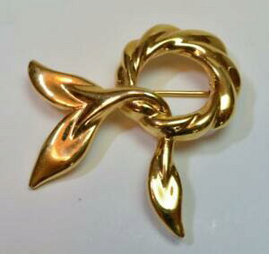 yzzr[ E͌^ԁEoCN [VOJ[ Be[WlS[hg[lN^Cu[`vintage signed monet gold tone polished tie shape brooch