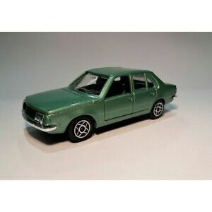 yzzr[ E͌^ԁEoCN [VOJ[ m[O[J[XP[solido renault ref131818 green color 0182 143 mc45197 scale
