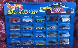 yzzr[ E͌^ԁEoCN [VOJ[ zbgzC[Be[WZbg}e{bNX1995 hot wheels vintage 20 car gift set mattel in box
