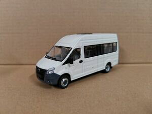 �y���������z�z�r�[ �E�͌^�ԁE�o�C�N ���[�V���O�J�[ �K�[��gazelle next a65r32 white, h652