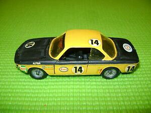 �y���������z�z�r�[ �E�͌^�ԁE�o�C�N ���[�V���O�J�[ �\���h�Z���G�����[�r�X�f�B���L�[�V�W�W���j�Asolido serie 100 bmw 2000cs rallye ref157 bis 143 dinkycijjrd