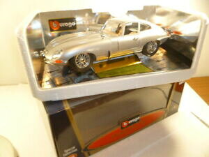 �y���������z�z�r�[ �E�͌^�ԁE�o�C�N ���[�V���O�J�[ �u���S�W���K�[�^�C�v118 burago jaguar type e